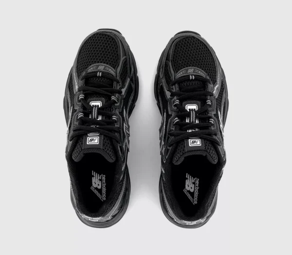 New Balance 740 V2 Trainers  Black Metallic