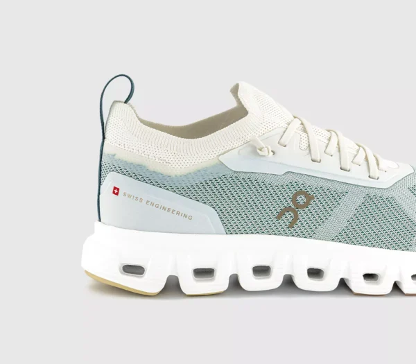 Ice Spirulina F2 ON Cloud 6 Versa Trainers Ice Spirulina F
