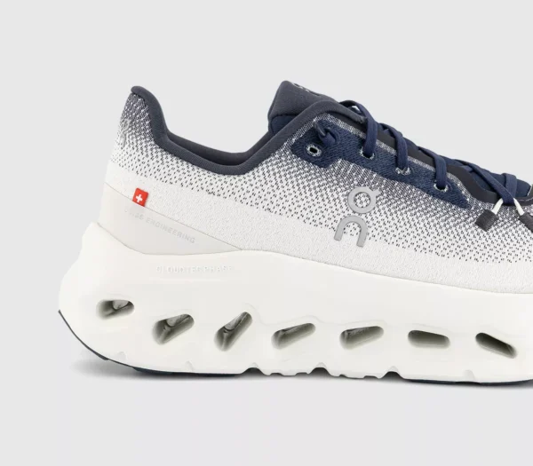 ON Cloudtilt Trainers  Midnight Ice