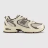 New Balance 530 Trainers  Offwhite Beige