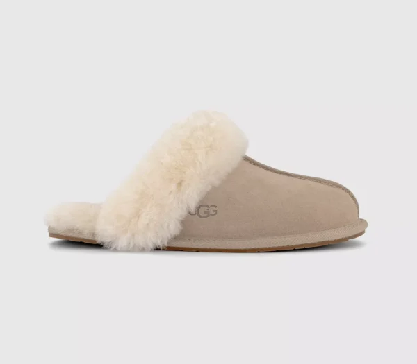 UGG Scuffette II Slippers  Sand
