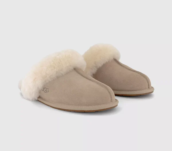UGG Scuffette II Slippers  Sand