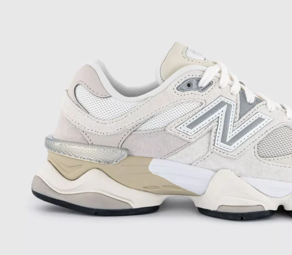 Sea Salt2 New Balance 9060 Trainers Sea Salt