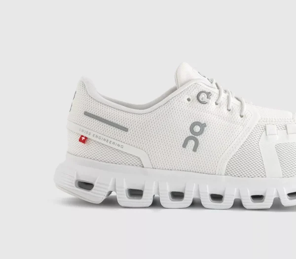 ON Cloud 6 Trainers  White White F